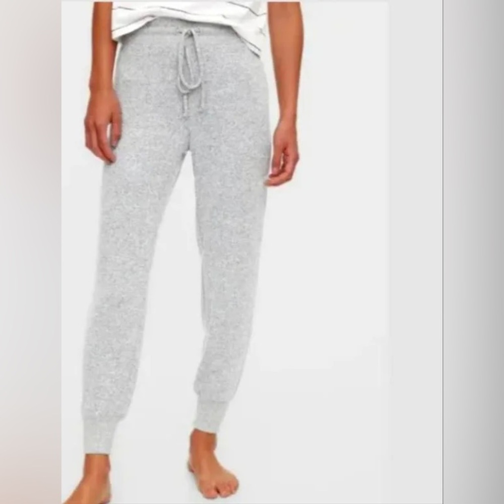 American Eagle Joggers Gray Ahh
Mazingly Soft Sweatpants Drawstring Pants